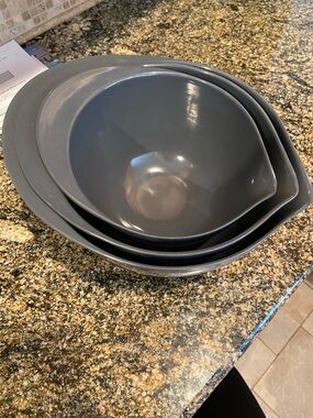 Williams Sonoma Gray Nested Mixing Bowl Set